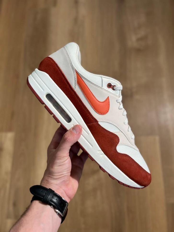 Nike Air Max 1 ‘Mars Stone’ 47,5 - 47.5, Kleding | Heren, Schoenen, Zo goed als nieuw, Sneakers of Gympen, Overige kleuren, Ophalen of Verzenden
