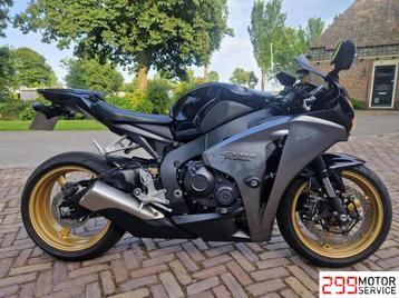 ✅️ Honda CBR 1000RR Fireblade originele unieke uitvoerin beschikbaar voor biedingen