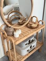 Meisjes kaptafel stoel, wandkastje, spiegel, Ophalen of Verzenden, Gebruikt, Stoel