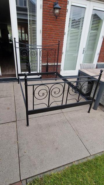Noresund ikea bed (stalen frame) 140x200 - afbeelding 1