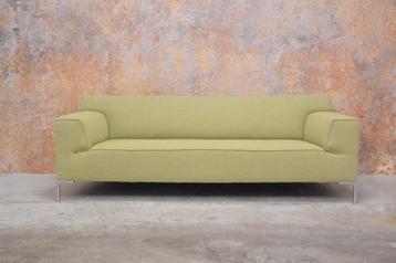 Diverse OPNIEUW beklede stoffen Design on Stock Bloq banken beschikbaar voor biedingen