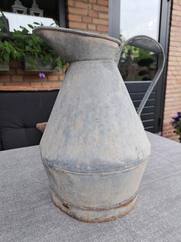 Oude waterdichte zinken kan brocante vintage industriële beschikbaar voor biedingen
