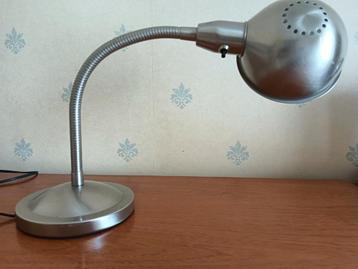 Vintage Bureaulamp zwaar verchroomd beschikbaar voor biedingen