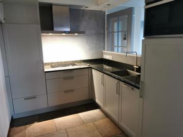 Complete grijze keuken - zelf demonteren De Meern beschikbaar voor biedingen