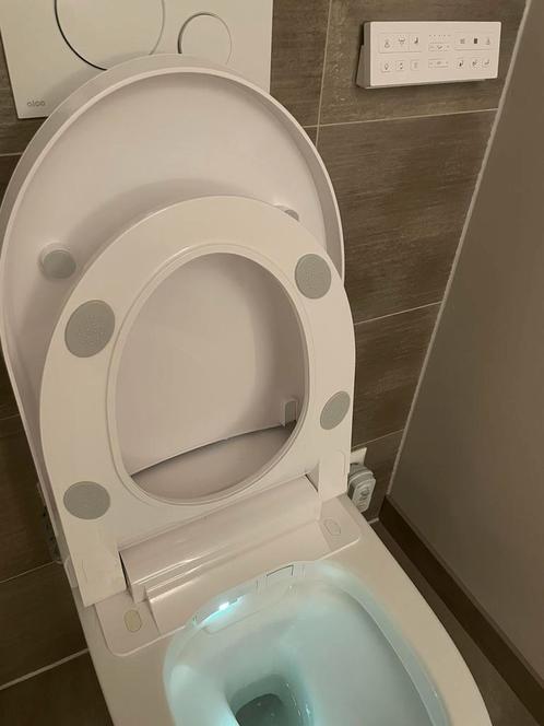 Keralux Duka douche toilet (zonder pot), Doe-het-zelf en Verbouw, Sanitair, Nieuw, Toilet, Ophalen