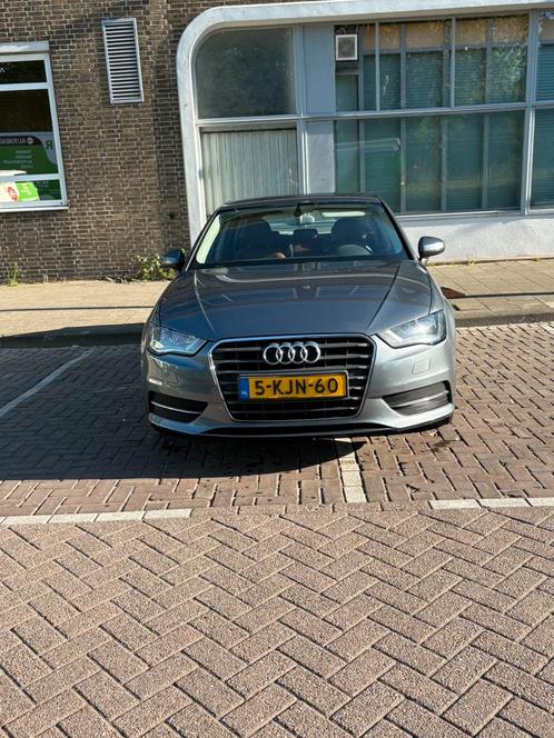 Audi A3 1.4 TFSI 90kW Sportback 2013 Grijs 176dkm APK 02-26, Auto's, Audi, Particulier, A3, ABS, Adaptieve lichten, Airbags, Airconditioning
