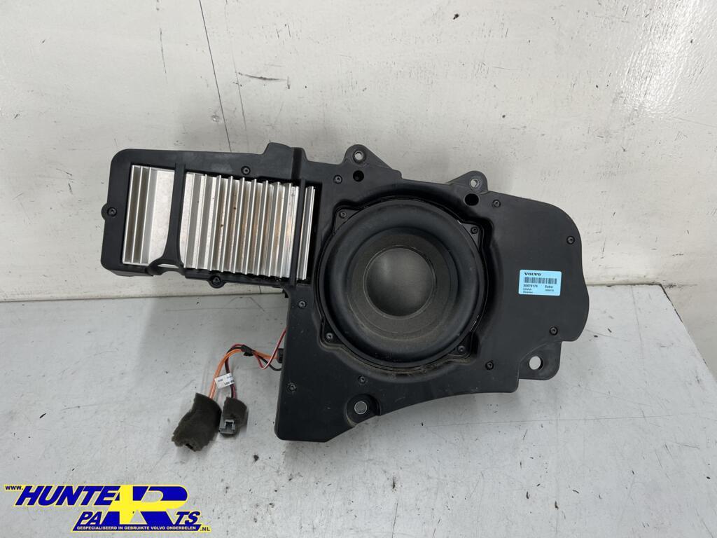 Subwoofer Volvo XC90 I ('02->) 30679176, Gebruikt, Ophalen of Verzenden, Volvo, Volvo