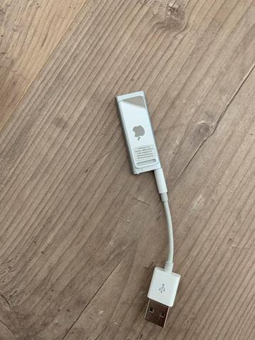 Apple iPod Shuffle Oplaadsnoer - Zo Goed Als Nieuw! beschikbaar voor biedingen