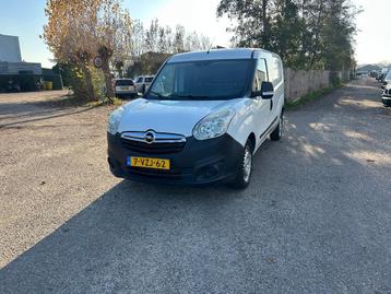 Opel Combo 1.6 D 66KW 2012 Automaat  Rolstoel oprijplaat beschikbaar voor biedingen