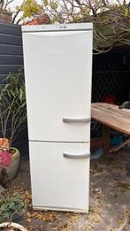 Miele koelkast met vries, Gebruikt, 200 liter of meer, 45 tot 60 cm, Met vriesvak