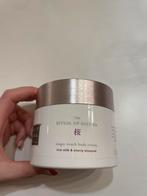 Nieuw! The Ritual of Sakura Magic touch body cream (Rituals), Nieuw, Ophalen of Verzenden, Bodylotion, Crème of Olie