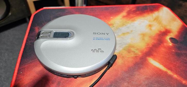 Sony CD Walkman D-EJ765 - Compleet!, Audio, Tv en Foto, Walkmans, Discmans en Minidiscspelers, Walkman, Ophalen of Verzenden