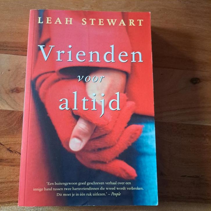 L. Stewart - Vrienden voor altijd, Boeken, Literatuur, Zo goed als nieuw, Nederland, Ophalen of Verzenden