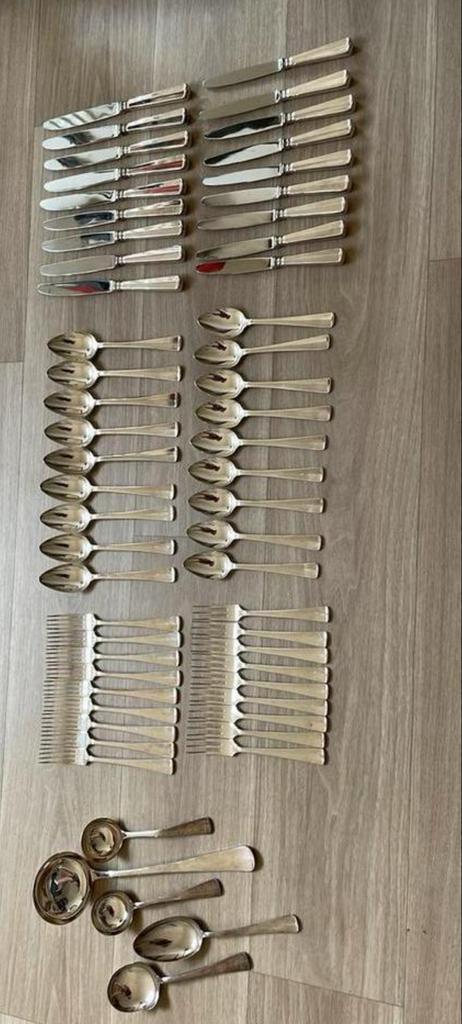 Verzilverd 9 persoonsbestek Haags lofje, Huis en Inrichting, Keuken | Bestek, Zo goed als nieuw, Bestekset, Zilver, Vaatwasserbestendig