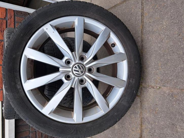 Banden  Volkswagen Touran 2013, Auto-onderdelen, Overige Auto-onderdelen, Gebruikt, Ophalen of Verzenden