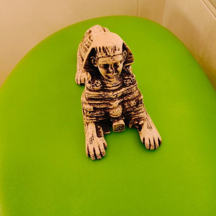 Egyptische Sfinx Beeld, Antiek en Kunst, Kunst | Beelden en Houtsnijwerken, Ophalen of Verzenden