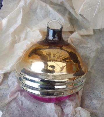 Ajeko 2-kleurige ribbelbal beschikbaar voor biedingen