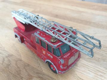 Merryweather fire engine van Matchbox series king size nr.15