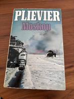 Boek van de oorlog. Plievier Moskou €3, Ophalen of Verzenden, Zo goed als nieuw