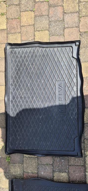 Kofferbakmat Meriva B beschikbaar voor biedingen