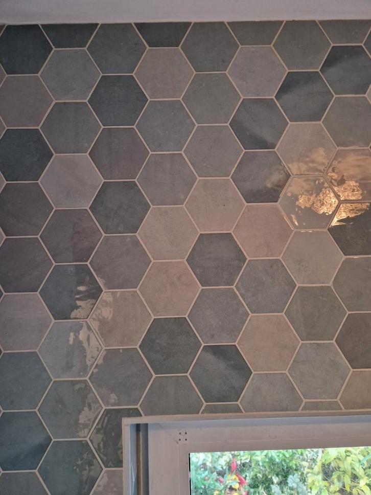 Mooie zeshoekige tegels, Huis en Inrichting, Stoffering | Behang, Blauw, Grijs, minder dan 10 m², Ophalen