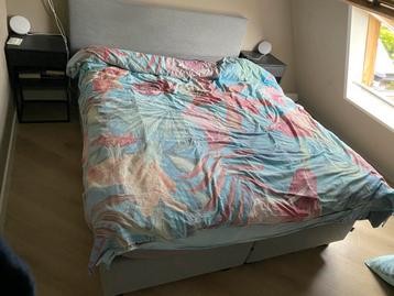 ️ Complete boxspring 160x200 met matrassen – Zeer netjes ️ beschikbaar voor biedingen