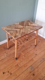 Mooie vintage trolley bar cart in deense stijl., Overige materialen, 25 tot 50 cm, Gebruikt, Rechthoekig