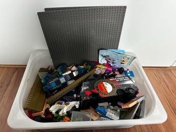 Namaak Lego met grondplaten beschikbaar voor biedingen