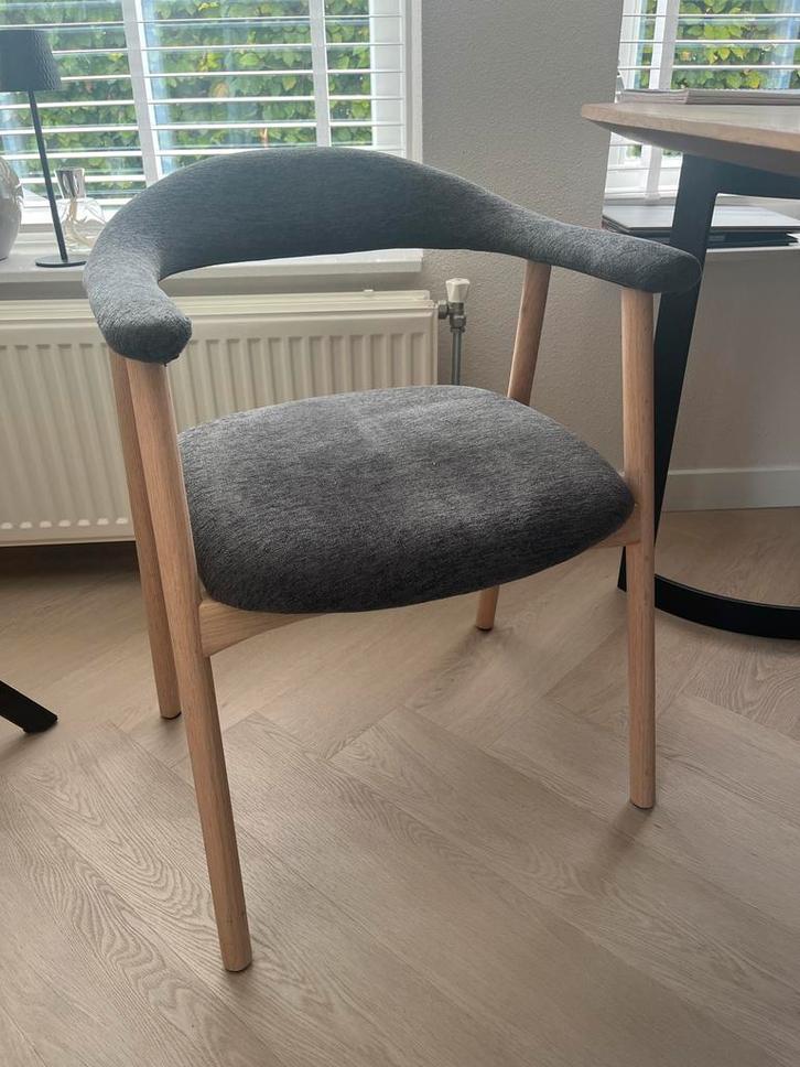 2x HSM Collection Ella stoel Japandi stijl grijs hout nieuw, Huis en Inrichting, Stoelen, Zo goed als nieuw, Hout, Grijs, Ophalen of Verzenden
