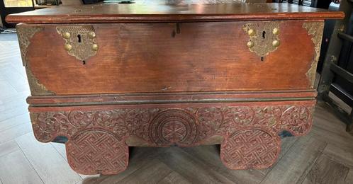 Prachtige Grote Indiase Teakhouten Bruidskist, Antiek en Kunst, Antiek | Woonaccessoires, Ophalen of Verzenden