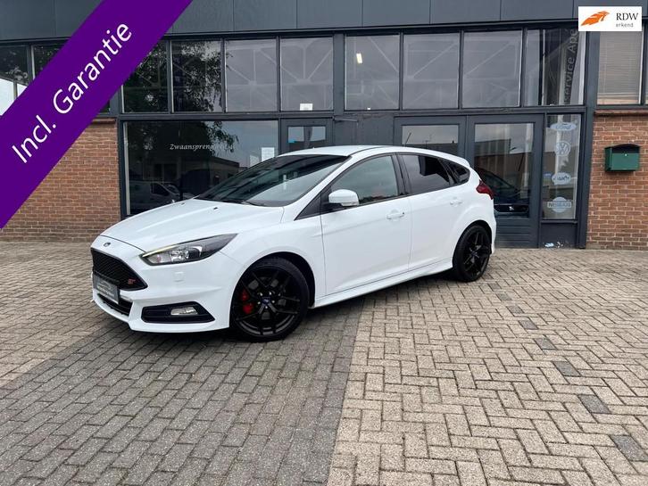 Ford Focus 2.0 ST, Cruise control, Sync, Bi- xenon, Auto's, Ford, Bedrijf, Te koop, Focus, ABS, Airbags, Airconditioning, Bluetooth