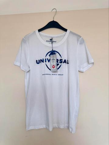 Only Universal t-shirt met pailletten maat L beschikbaar voor biedingen