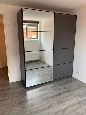 IKEA PAX kledingkast te koop. Perfecte staat. beschikbaar voor biedingen