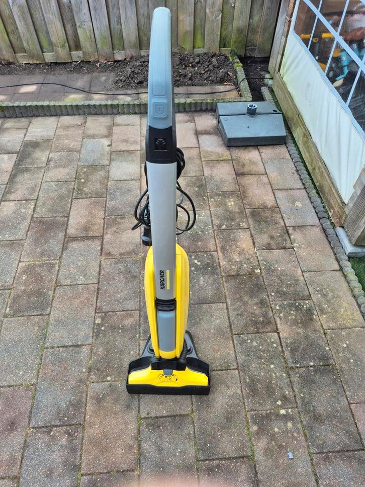 Karcher FC5 Vloerreiniger - Weinig Gebruikt, Doe-het-zelf en Verbouw, Reinigingsmachines, Gebruikt, Schrobmachine, Ophalen