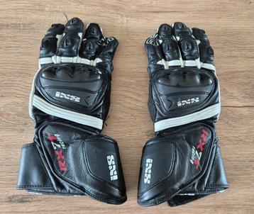 Leren motorhandschoenen van IXS. Maat M / 9 beschikbaar voor biedingen