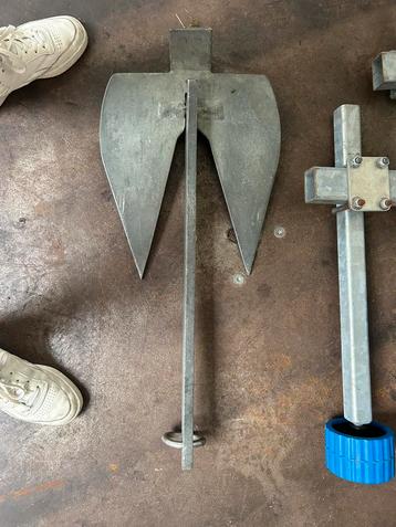 Boot Anker 12kg beschikbaar voor biedingen