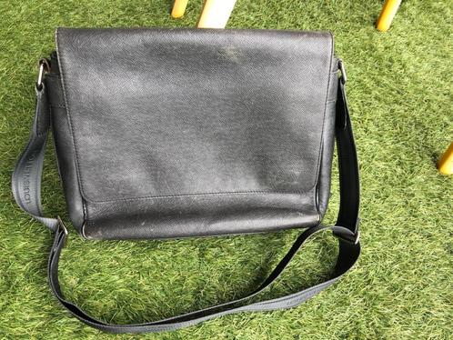 Louis Vuitton Messenger bag tas laptoptas schoudertas grijs, Sieraden, Tassen en Uiterlijk, Tassen | Reistassen en Weekendtassen