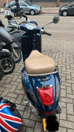 Te koop: Midnight Blue Piaggio Vespa Primavera (2015), Fietsen en Brommers, Ophalen, Gebruikt, Overige modellen, Benzine