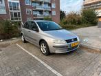 Fiat Stilo 1.2 16V 5DR 2003 Grijs nieuwe distributieriem, Auto's, Fiat, Voorwielaandrijving, Origineel Nederlands, Handgeschakeld