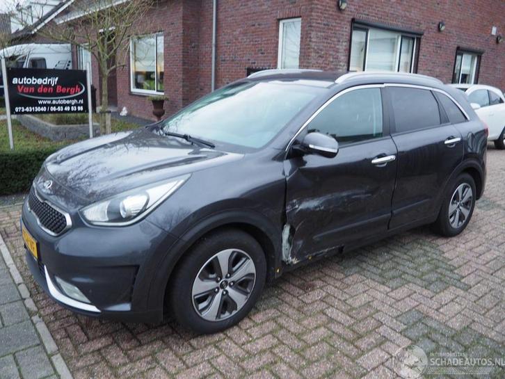 Kia Niro 1.6 firs edition hybrid (bj 2017, automaat), Auto diversen, Schadeauto's, Kia, Automaat, Hybride Elektrisch/Benzine, MPV