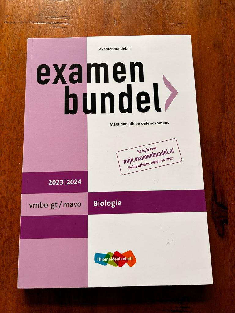 Examenbundel VMBO-T Wiskunde en Biologie, Ophalen of Verzenden, Gelezen, VMBO, Overige vakken