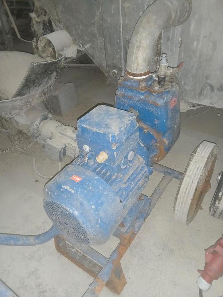 BBA Pompen 90-2 BV 6MC/M - Waterpomp, Zakelijke goederen, Machines en Bouw | Pompen en Compressoren, Ophalen
