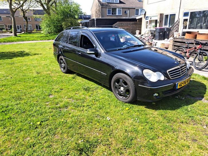 Mercedes-Benz C-Klasse 2.2 CDI C220 Combi AUT 2006 Zwart, Auto's, Mercedes-Benz, Particulier, C-Klasse, ABS, Adaptive Cruise Control