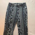 Flairbroek met patroon - Maat L, Kleding | Dames, Zwart, Maat 42/44 (L), Ophalen of Verzenden, Zo goed als nieuw