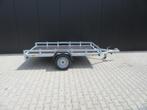 Nieuwe oprij-aanhangwagen. Afm: 258x150 cm.