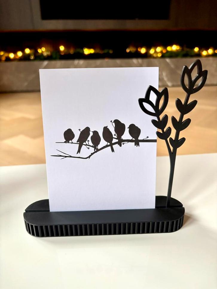 Kaarthouder / fotohouder / standaard mat zwart geribbeld, Huis en Inrichting, Woonaccessoires | Overige, Nieuw, Ophalen of Verzenden