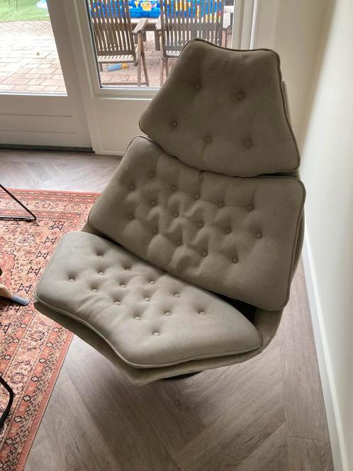 Artifort F588 fauteuil - stoffeerobject, Huis en Inrichting, Fauteuils, Gebruikt, Stof, 75 tot 100 cm, Ophalen