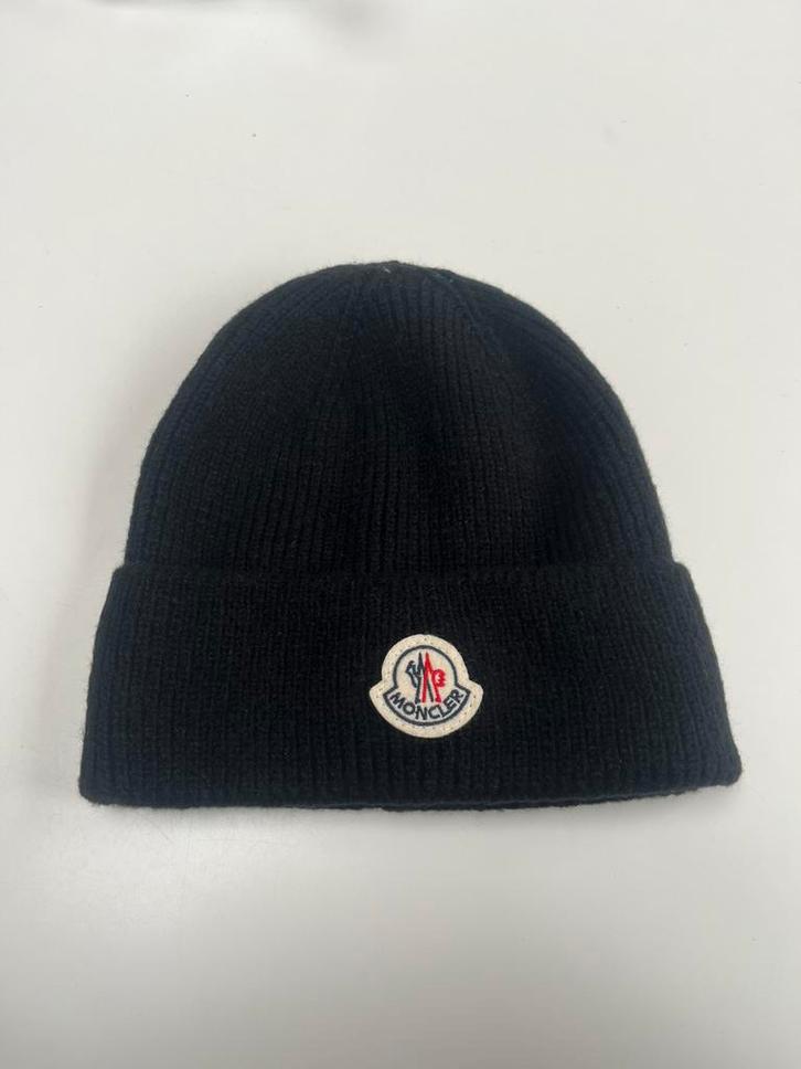 Moncler muts, Kleding | Heren, Mutsen, Sjaals en Handschoenen, Zo goed als nieuw, Muts, Overige maten, Ophalen of Verzenden