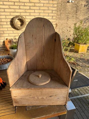 Kakstoel (antiek) beschikbaar voor biedingen