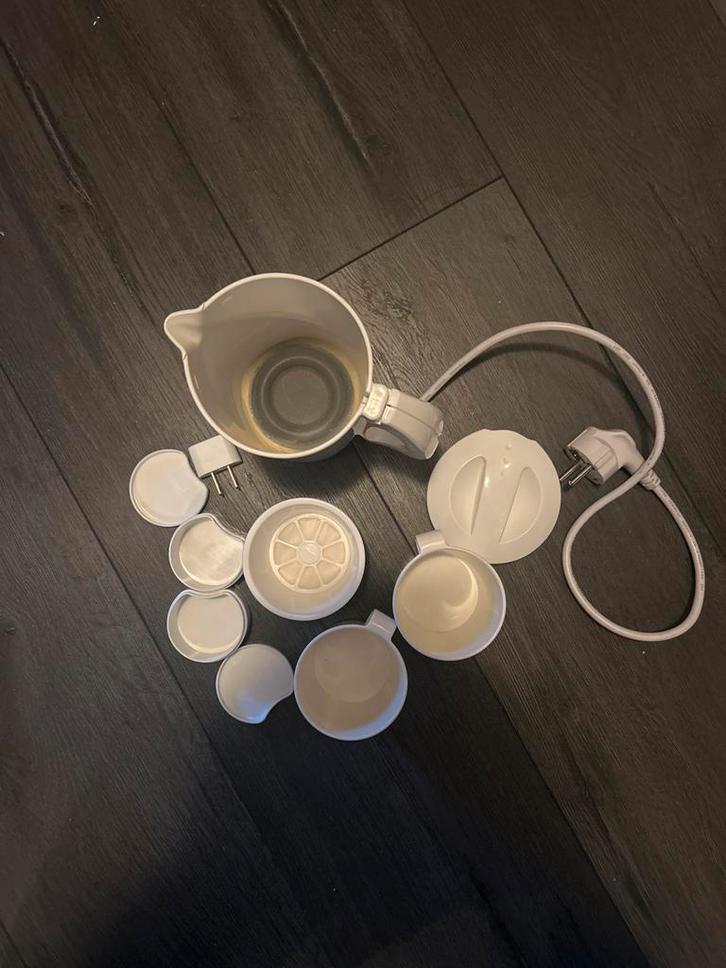 Reis Waterkoker - Compact en Handig, Witgoed en Apparatuur, Waterkokers, Gebruikt, Minder dan 1 liter, Ophalen